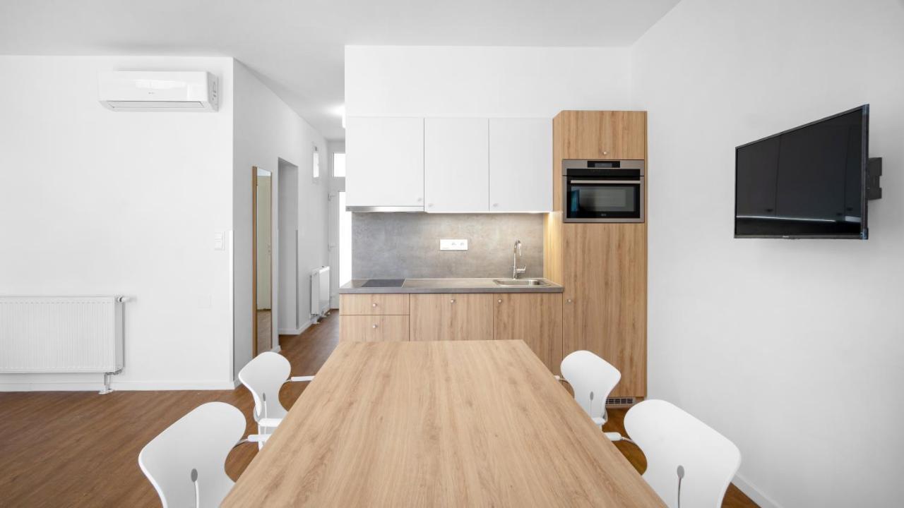 Szent Bernadett Csaladi Apartmanhaz Шіофок Екстер'єр фото