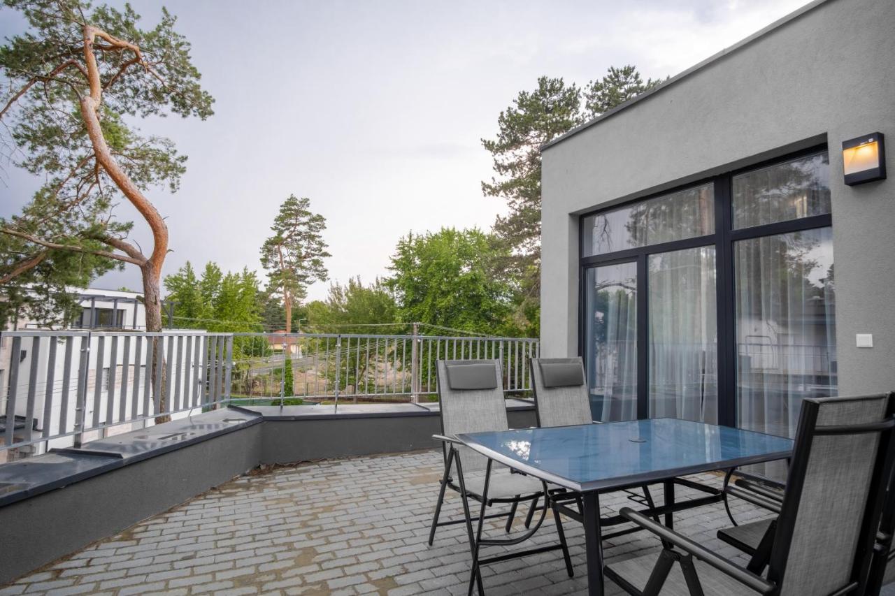 Szent Bernadett Csaladi Apartmanhaz Шіофок Екстер'єр фото